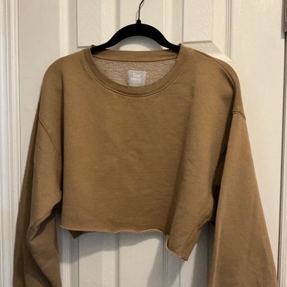 Women's Cropped Top - Picture 10 of 15